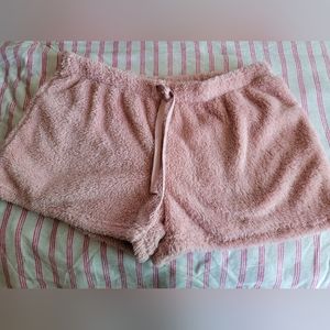 No boundries, new, fuzzy light pink shorts